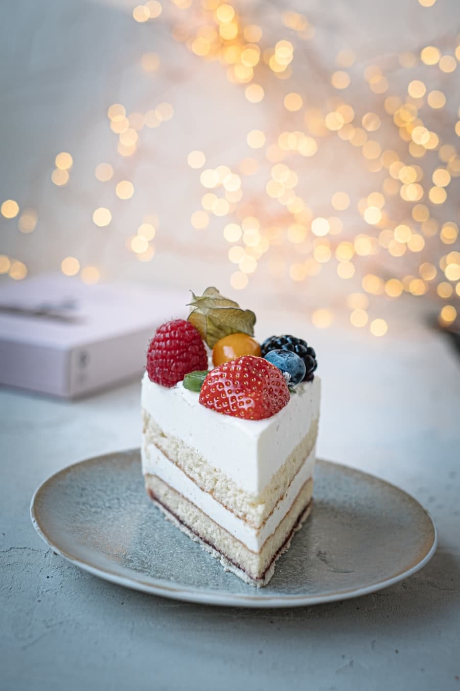 Lemon Drizzle Slice